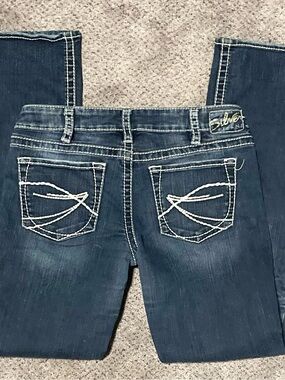 Silver Jeans Bootcut Jeans Size 30 Y2K Dark Wash Contrast Stitch Low Rise Denim